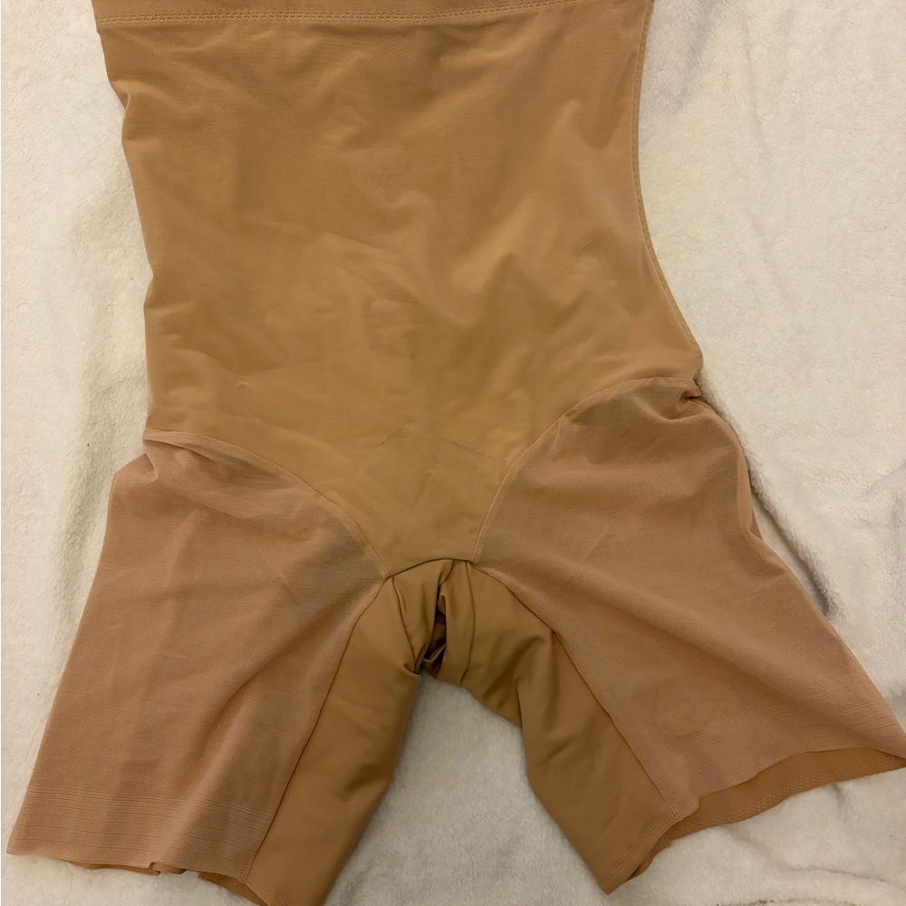 Honeylove Shapewear in Tan